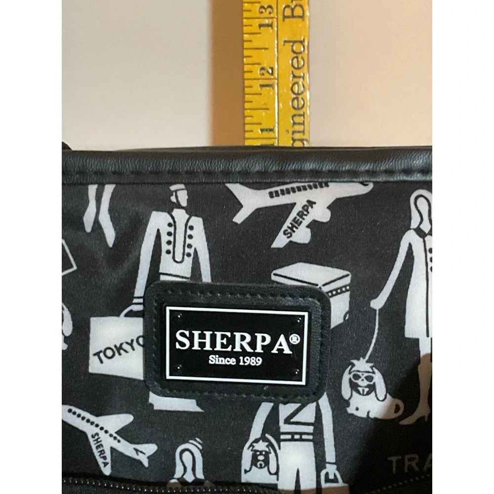 Sherpa Pet Carrier Travel the World Graphic Print Black‎ White Soft Sided Bag
